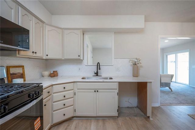 804 Parma Way, Gardner, KS 66030