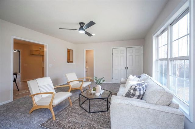 804 Parma Way, Gardner, KS 66030