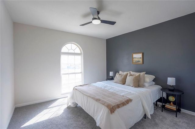 804 Parma Way, Gardner, KS 66030