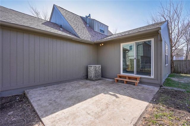 804 Parma Way, Gardner, KS 66030