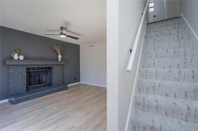 804 Parma Way, Gardner, KS 66030