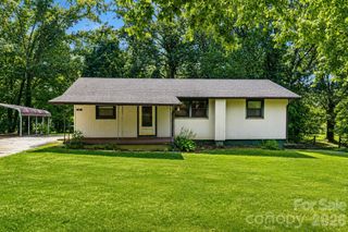 43 Open Valley Road, Marion, NC 28752