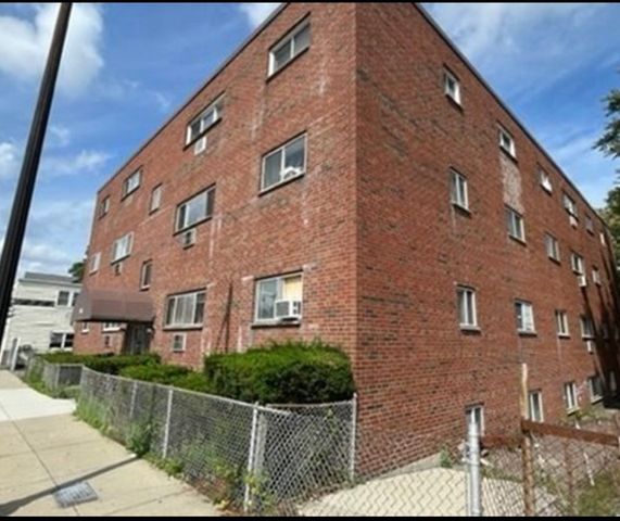 624 Hyde Park Ave C3, Boston, MA 02131