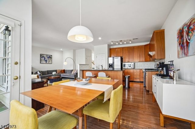 266 Patriot Hill Dr, Bernards Twp., NJ 07920