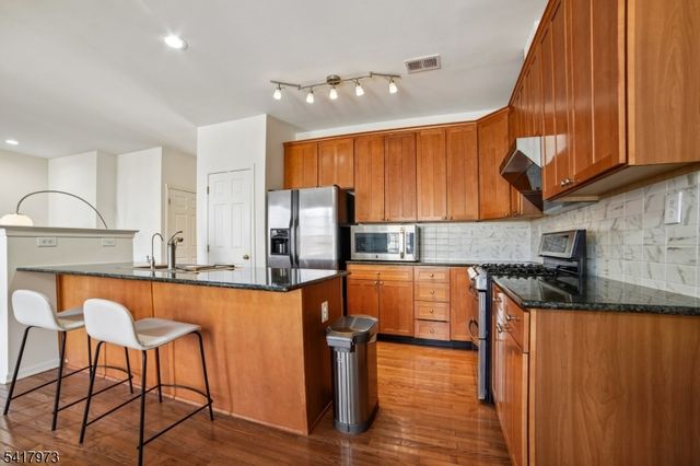 266 Patriot Hill Dr, Bernards Twp., NJ 07920