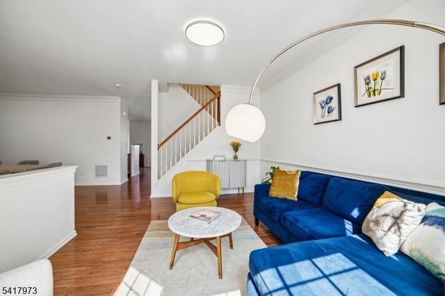 266 Patriot Hill Dr, Bernards Twp., NJ 07920