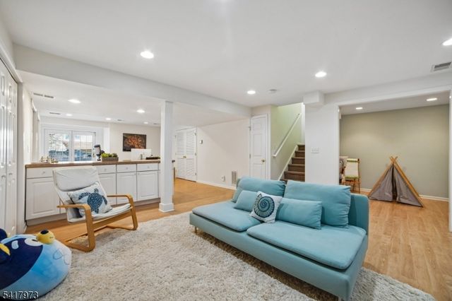 266 Patriot Hill Dr, Bernards Twp., NJ 07920