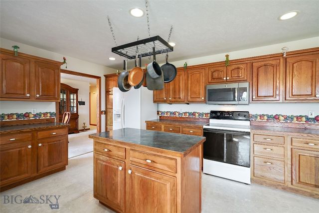 88 Kirsha Lane, Bozeman, MT 59718