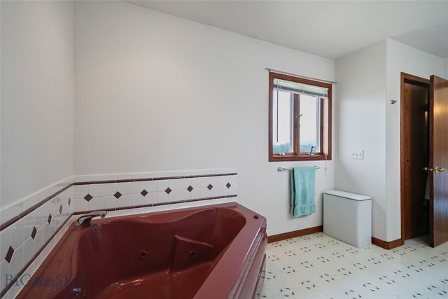 88 Kirsha Lane, Bozeman, MT 59718