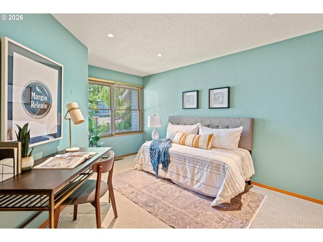 3484 DEVONSHIRE Dr, Lake Oswego, OR 97035
