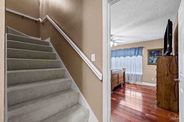 404 Shorewood Cir, Pensacola, FL 32507