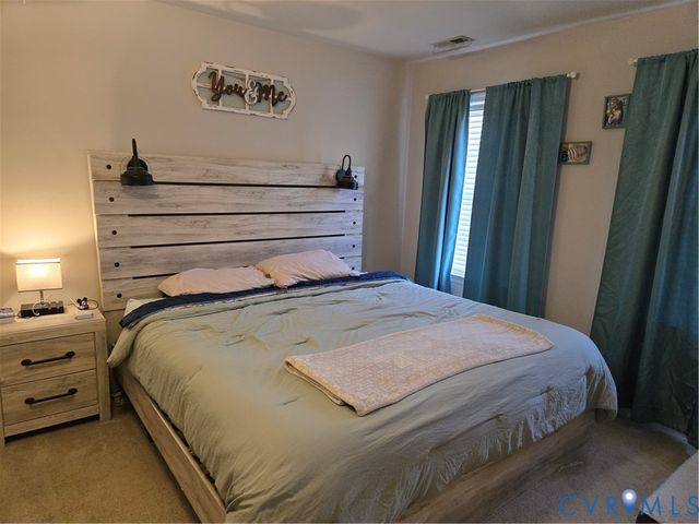9370 Deerlake Dr, New Kent, VA 23124