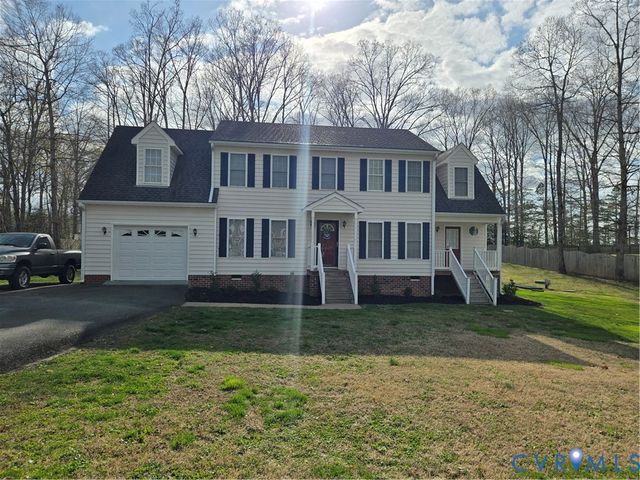 9370 Deerlake Dr, New Kent, VA 23124