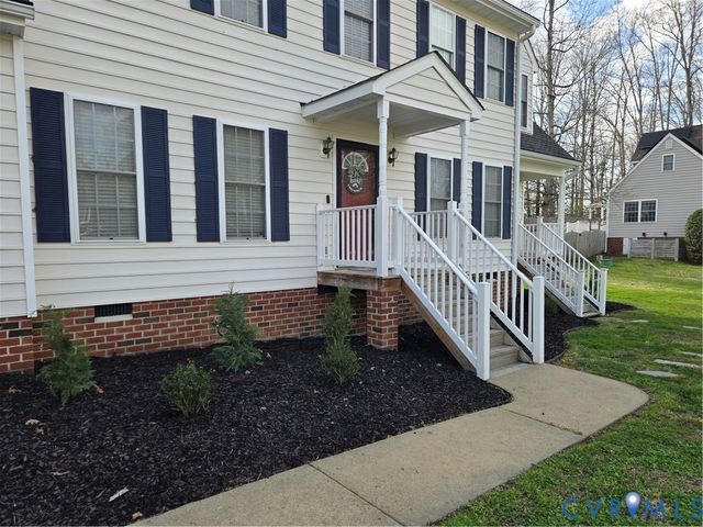 9370 Deerlake Dr, New Kent, VA 23124