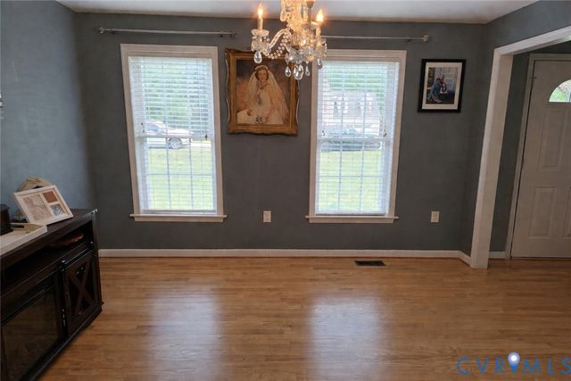 9370 Deerlake Dr, New Kent, VA 23124
