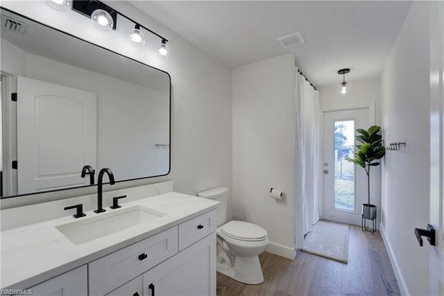 2822 NW 7th TER, Cape Coral, FL 33993
