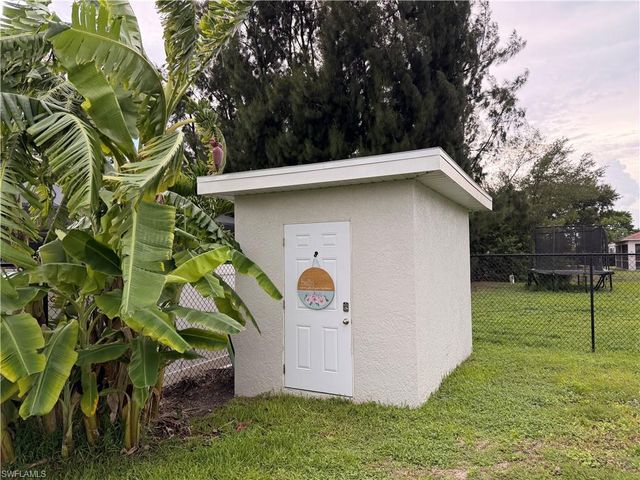 2822 NW 7th TER, Cape Coral, FL 33993
