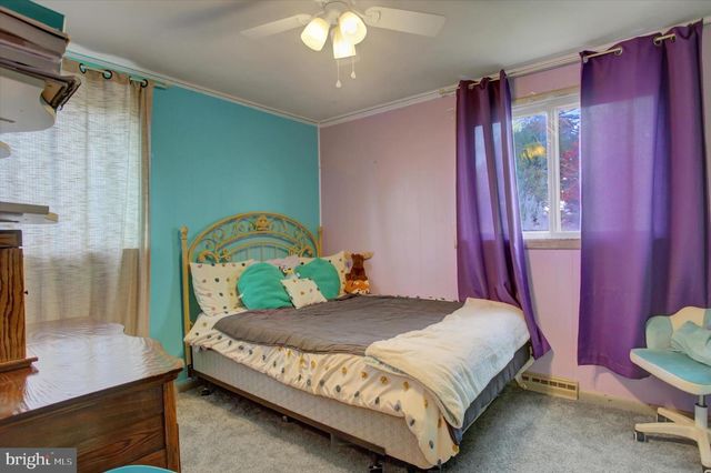 2688 ROCKY SPRING RD, Chambersburg, PA 17201