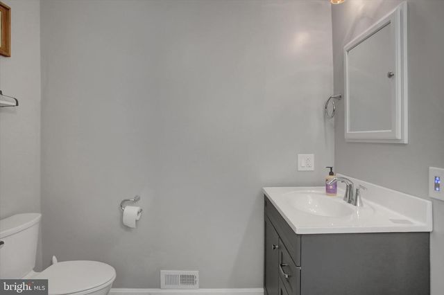 2688 ROCKY SPRING RD, Chambersburg, PA 17201