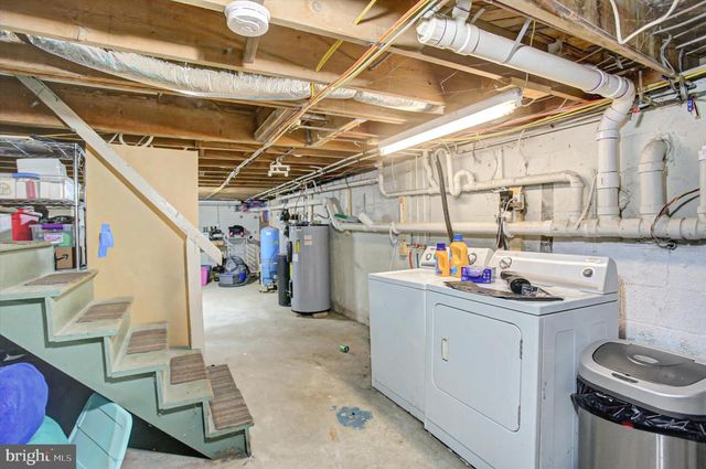 2688 ROCKY SPRING RD, Chambersburg, PA 17201