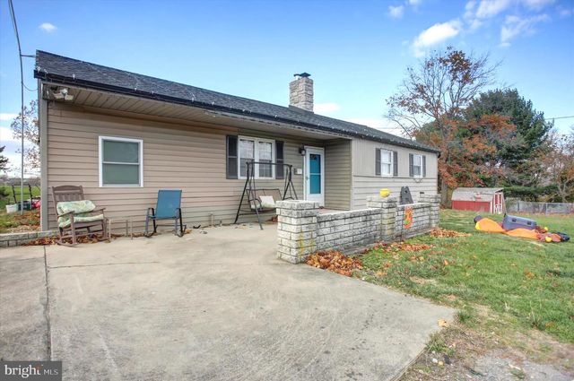 2688 ROCKY SPRING RD, Chambersburg, PA 17201