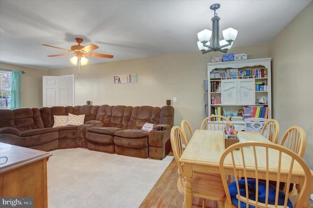 2688 ROCKY SPRING RD, Chambersburg, PA 17201