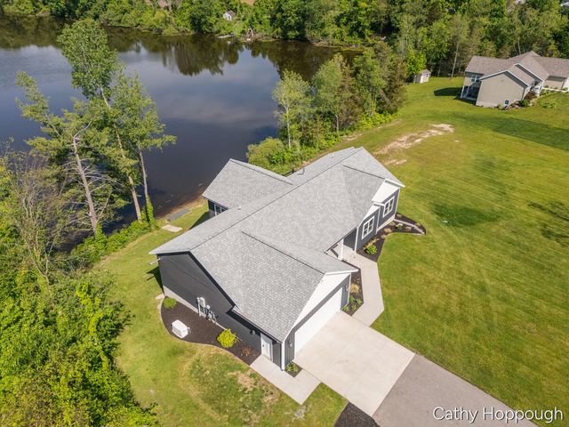7192 Morrison Lake Road, Saranac, MI 48881