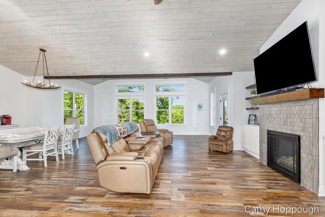 7192 Morrison Lake Road, Saranac, MI 48881