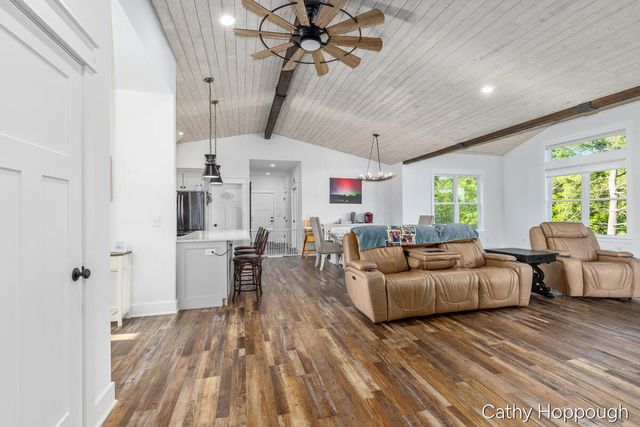 7192 Morrison Lake Road, Saranac, MI 48881