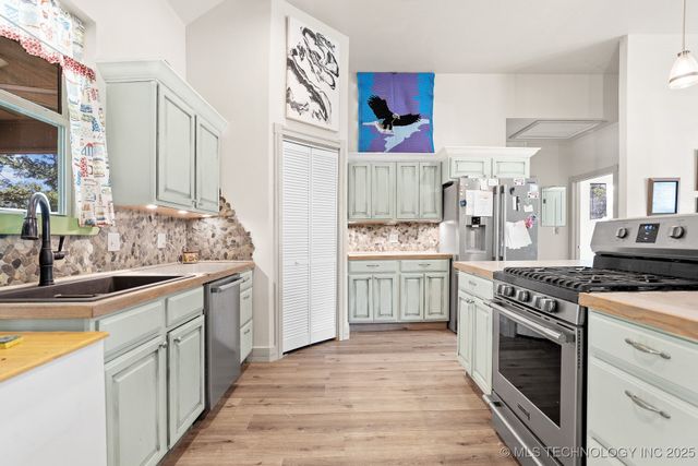 2516 Elm Road, Sulphur, OK 73086