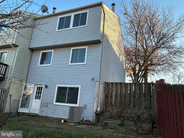 6363 GENERALS CT, Centreville, VA 20121