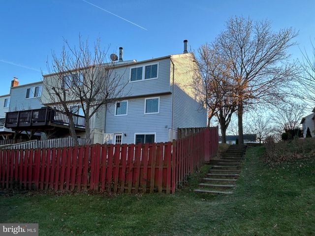 6363 GENERALS CT, Centreville, VA 20121