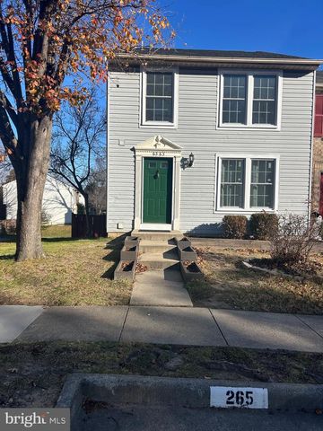 6363 GENERALS CT, Centreville, VA 20121