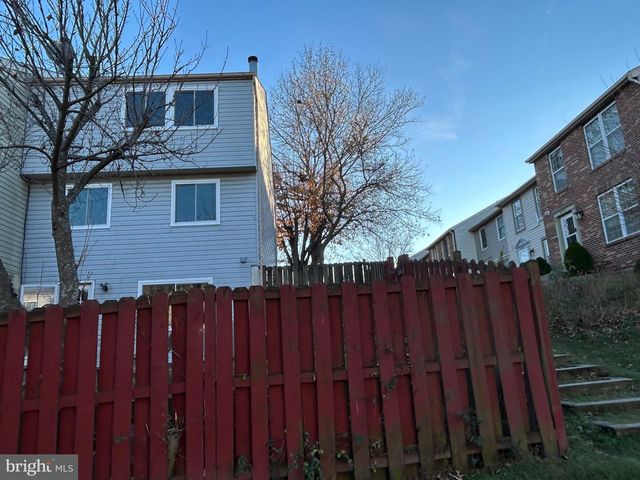 6363 GENERALS CT, Centreville, VA 20121