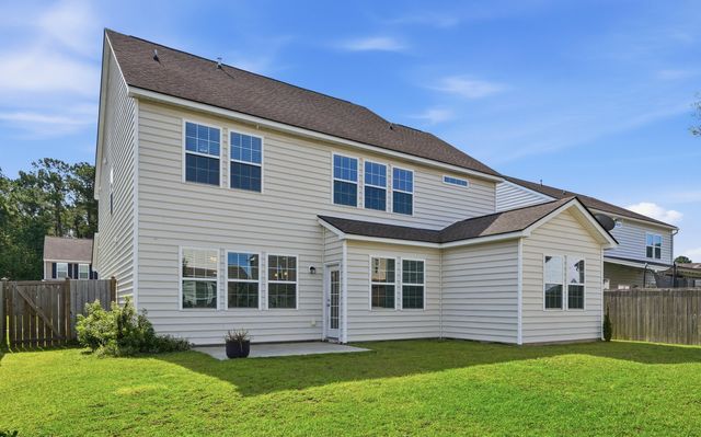 137 Daniels Creek Circle, Goose Creek, SC 29445