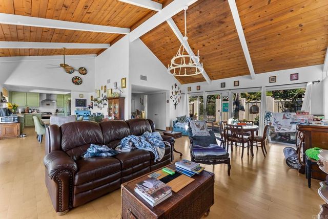 32 Via Casitas, Bonsall, CA 92003