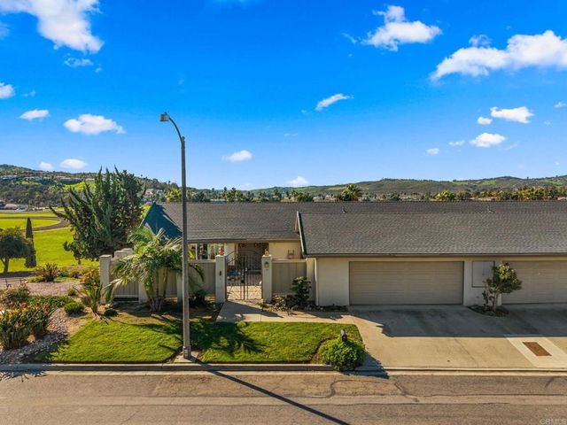 32 Via Casitas, Bonsall, CA 92003