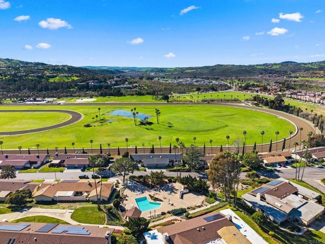 32 Via Casitas, Bonsall, CA 92003