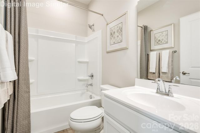 2521 Barnwood Way, Charlotte, NC 28216