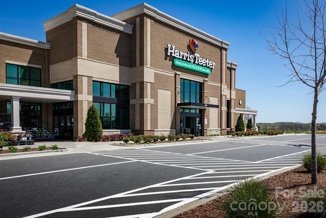 2521 Barnwood Way, Charlotte, NC 28216