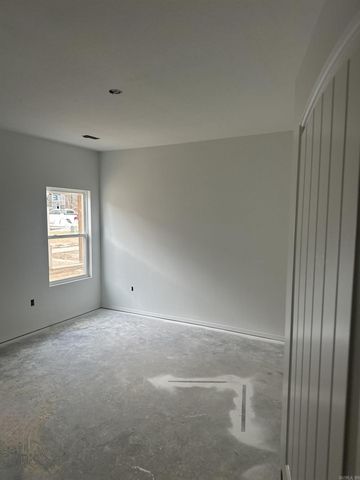 10421 Paul Eells Drive, North Little Rock, AR 72113