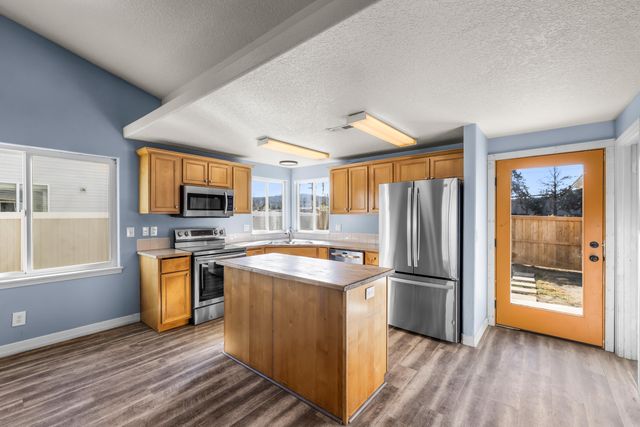 63175 NE De Haviland Street, Bend, OR 97701