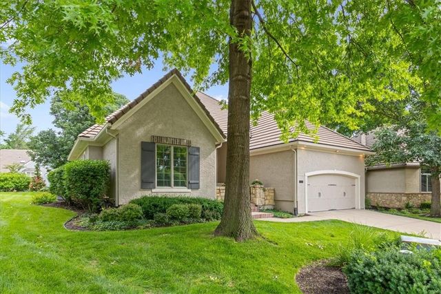 11345 Granada Court, Leawood, KS 66211
