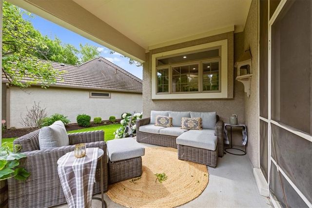 11345 Granada Court, Leawood, KS 66211