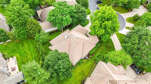 11345 Granada Court, Leawood, KS 66211