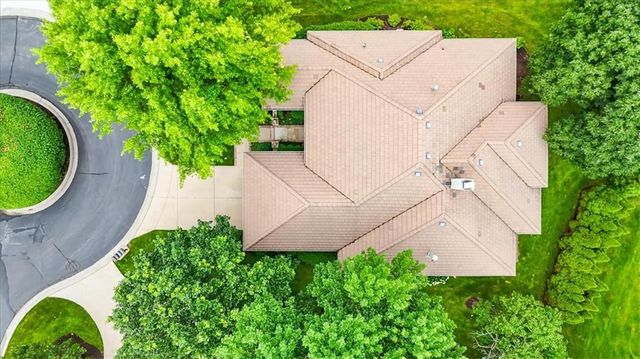 11345 Granada Court, Leawood, KS 66211