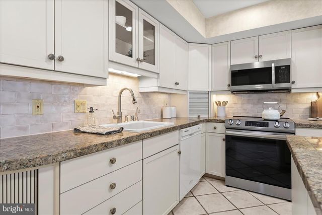 3307 JANELLEN DR, Baltimore, MD 21208