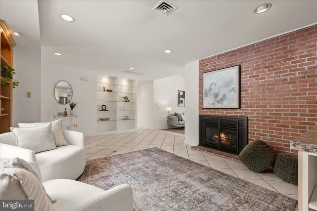 3307 JANELLEN DR, Baltimore, MD 21208