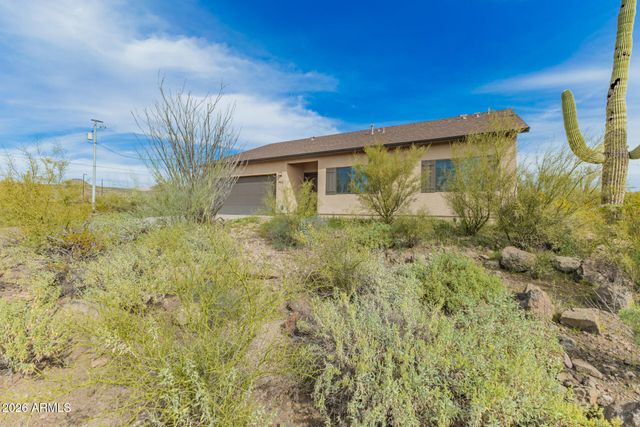 49112 N 3RD Avenue, New River, AZ 85087