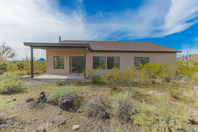 49112 N 3RD Avenue, New River, AZ 85087